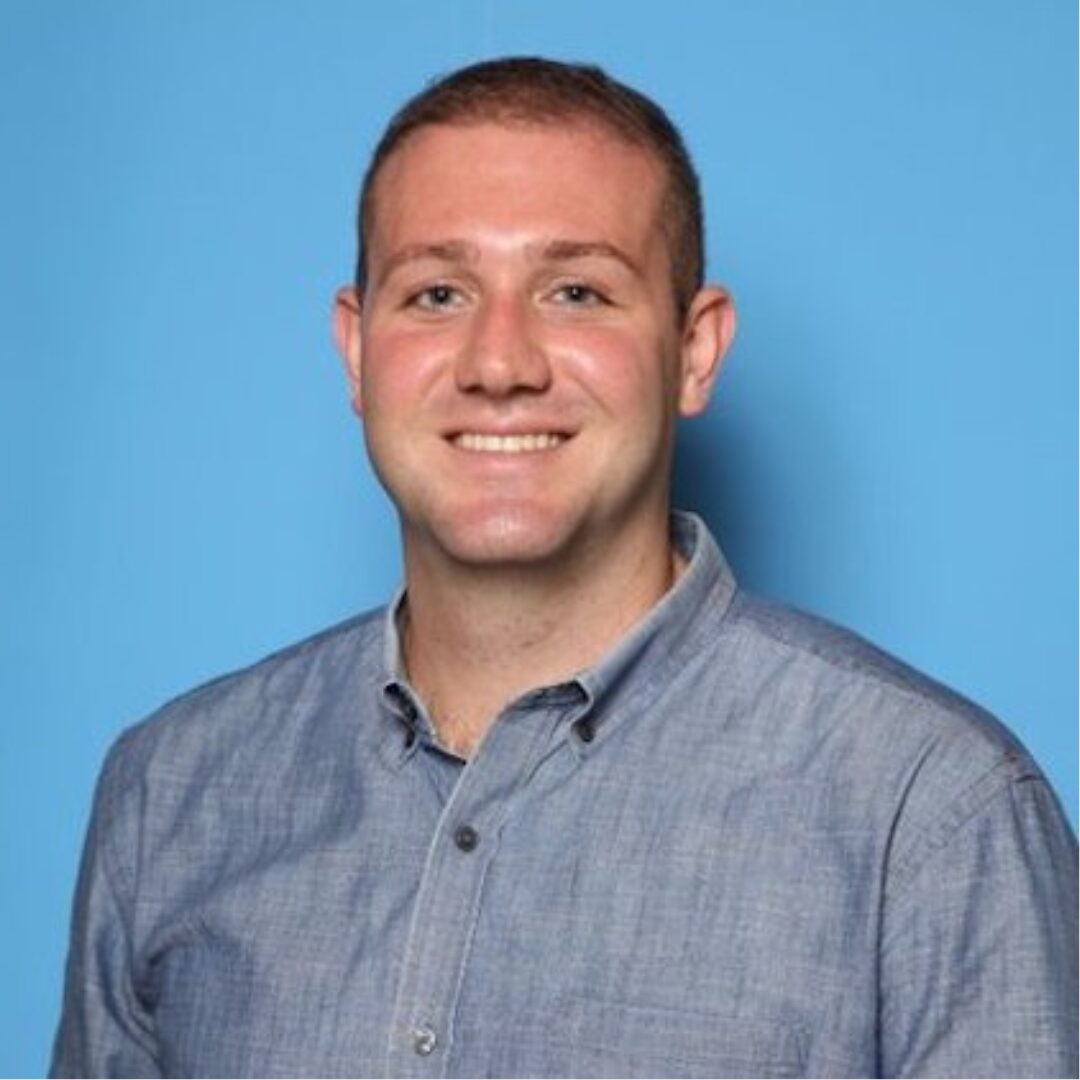 A headshot of PFLAG NYC Board Member Pat Bunting